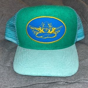 BOYS LIE TRUCKER HAT oso REVOLVE